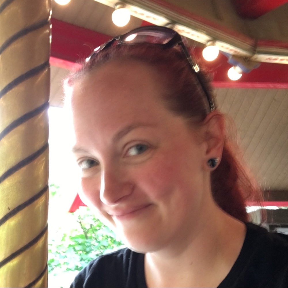 Meet your Posher, Emily